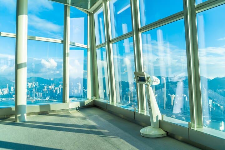 Romantic Walking Tour in Hong Kong: Tsim Sha Tsui Promenade to Sky100 photo 3
