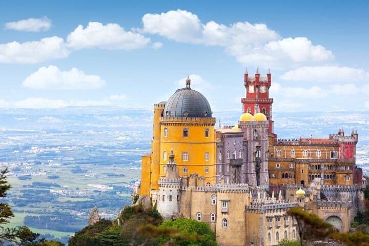 Sintra, Cabo da Roca & Cascais: Private Day Tour from Lisbon
