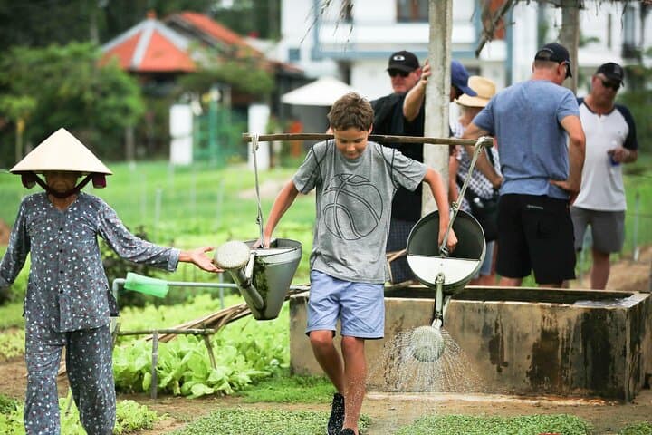Hoi An Basket Boat & Herb Village Half-Day Bike Tour — Bike, Paddle, Taste photo 4