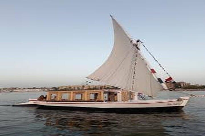 5-Day Dahabiya Nile Cruise: Luxor to Aswan Sailing Experience