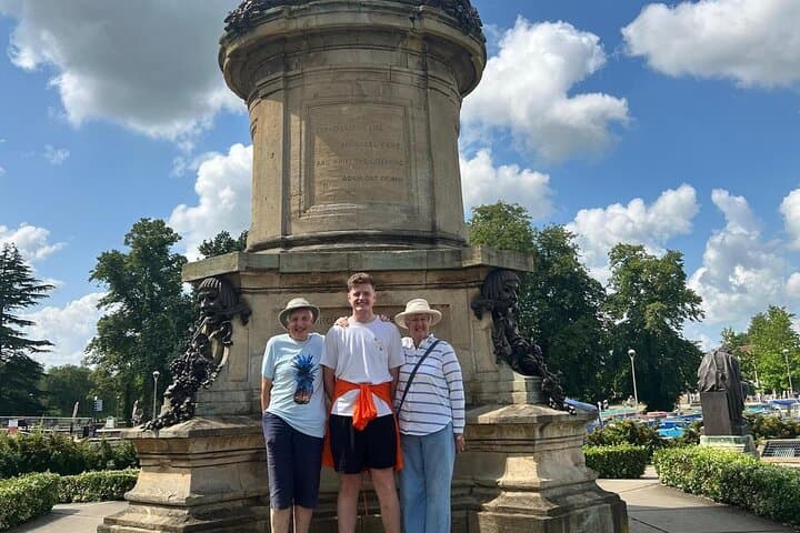 Stroll Shakespeare's Streets: 90-Minute Stratford-upon-Avon Guided Walking Tour photo 3