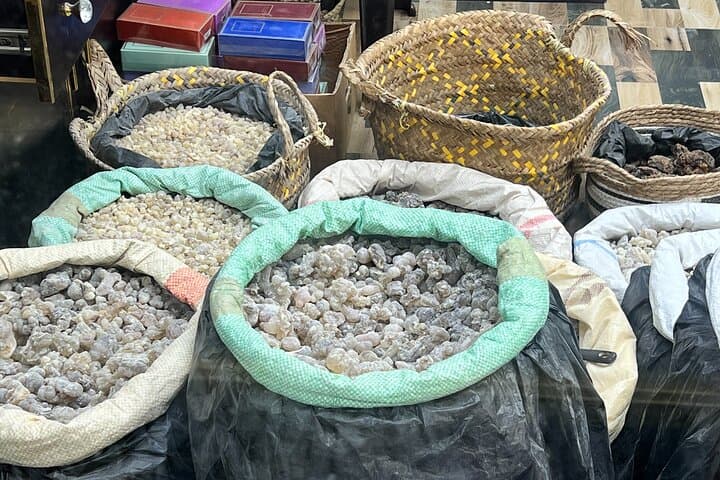 Salalah Half-Day City Tour: Sultan Qaboos Mosque, Haffa Souq & Halwa Tasting photo 3