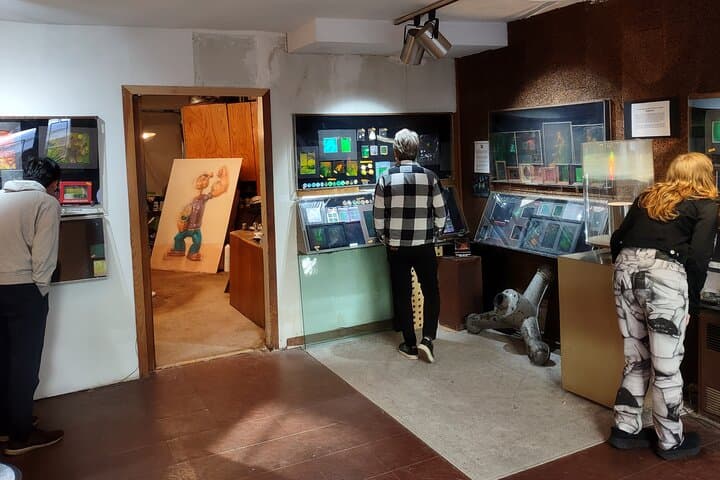 Inside Dr. Laser's Holographic Studios: A Hands-On Tour of NYC’s Original Laser Lab photo 2