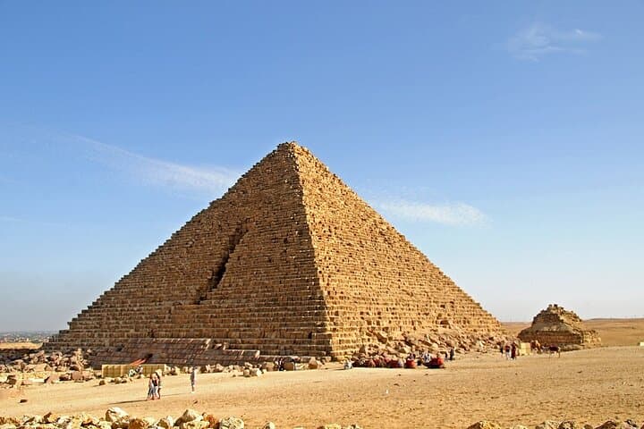 Private Day Tour to the Pyramids of Giza & Grand Egyptian Museum from Hurghada photo 4