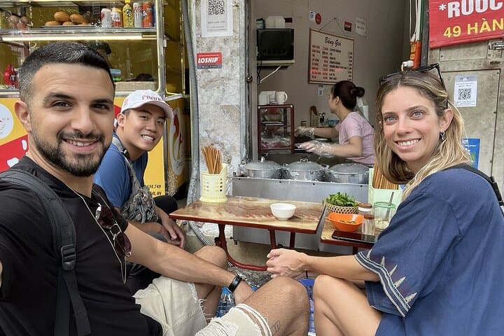 Hanoi Old Quarter Street Food Walking Tour — 3-Hour Evening Eats & Local Flavors photo 1