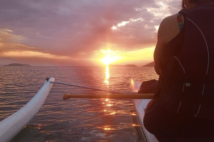 Private Hawaiian Canoe Experience in Paraty Bay — Sunrise & Island Tour photo 1