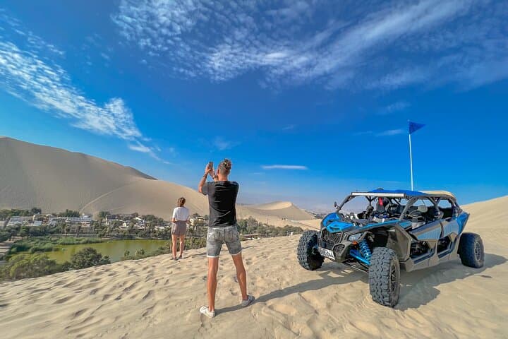 Huacachina Dune Buggy & Sandboarding: 1-Hour Private Polaris Ride from Ica