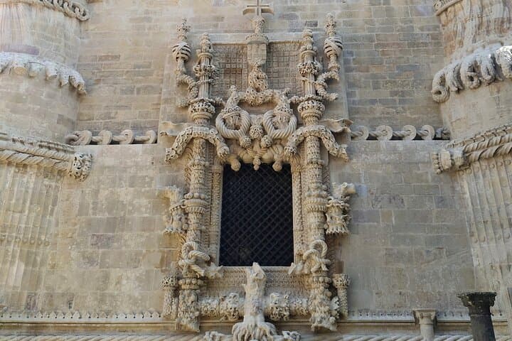Tomar & Almourol Castle Private Day Tour from Lisbon photo 6