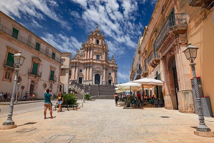 Private Day Tour from Syracuse: Etna, Taormina & Baroque Coast photo 4