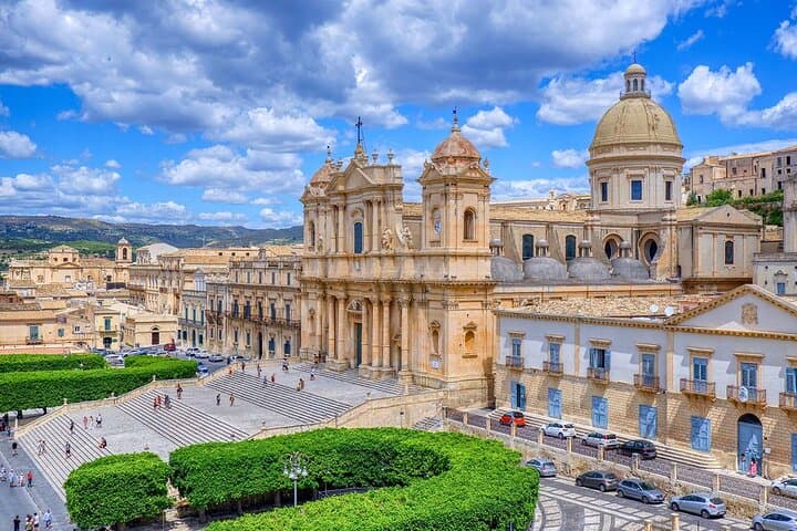 Private Day Tour from Syracuse: Etna, Taormina & Baroque Coast photo 3