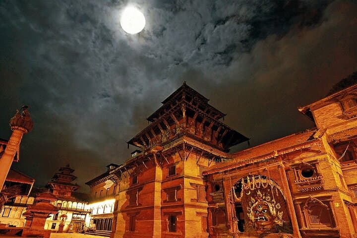 Seven Days in Nepal: Luxury Kathmandu to Pokhara Cultural and Nature Tour