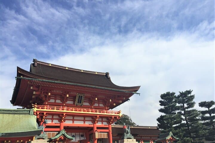 Fushimi Inari Mountain Hike: Guided Walk Through Senbon Torii and Hidden Peaks photo 5