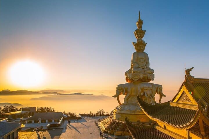 3-Day Sichuan Highlights: Chengdu Pandas, Leshan Giant Buddha & Mount Emei