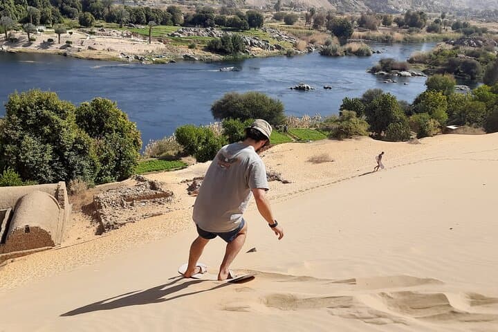 Sandboarding in Aswan: 2-Hour Desert Dune Adventure Overlooking the Nile photo 6