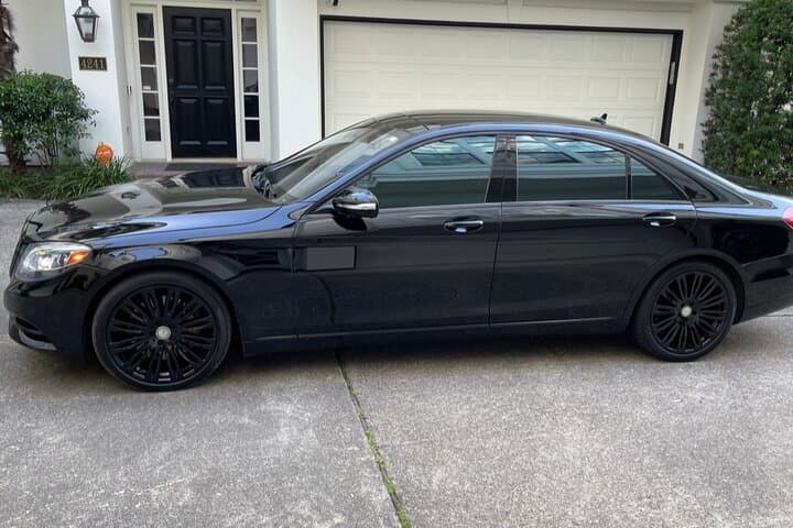 Houston Airport to Galveston Private Transfer — 1-Hour First-Class Service photo 2