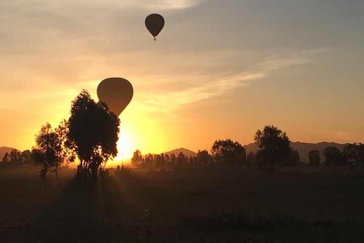 Sunrise Hot Air Balloon with Berber Breakfast over Marrakech and the Atlas