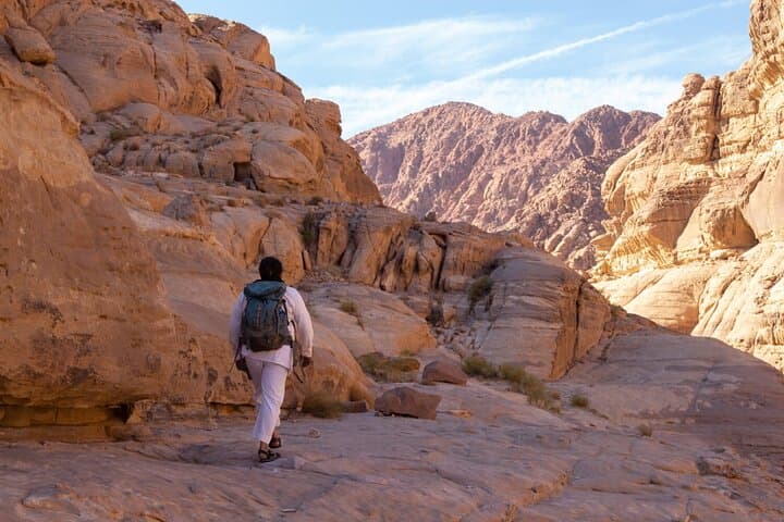 Wadi Rum Mountain Hike with Lunch and 4x4 Scenic Valley Tour photo 6