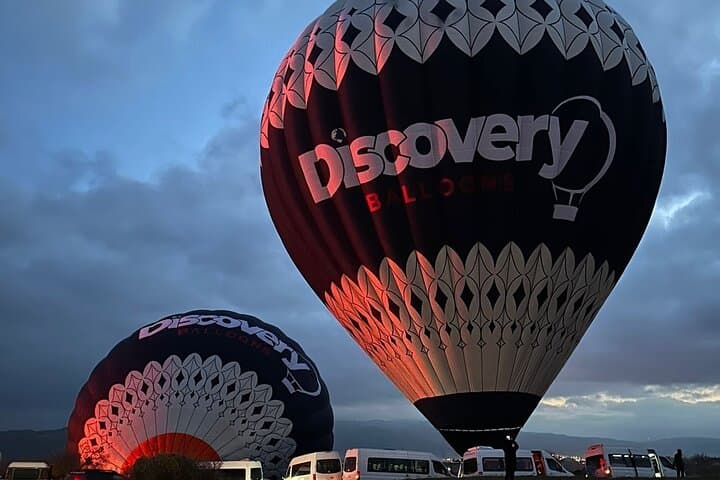 Cappadocia Sunrise Hot Air Balloon Flight Over Göreme National Park photo 3