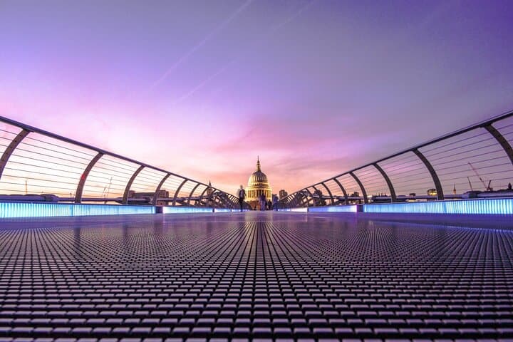 London By Night: Black Taxi Private Evening Tour of Hidden Sights photo 4