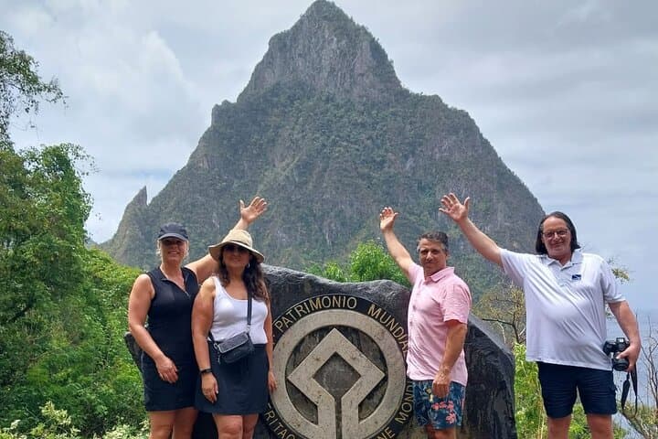 Gros Piton Hike and Sulphur Mud Bath: Private Guided Day Trip in St. Lucia photo 2