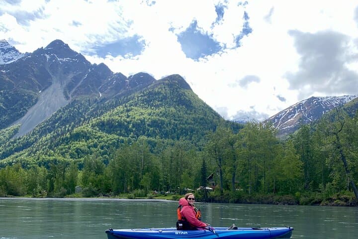 3-Hour Knik River Lazy Kayak Float with Pioneer Peak Views photo 2
