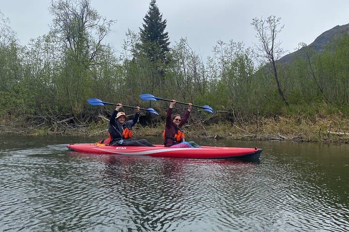 3-Hour Knik River Lazy Kayak Float with Pioneer Peak Views photo 5