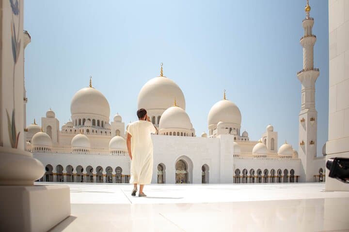 Sheikh Zayed Grand Mosque Day Tour from Dubai to Abu Dhabi