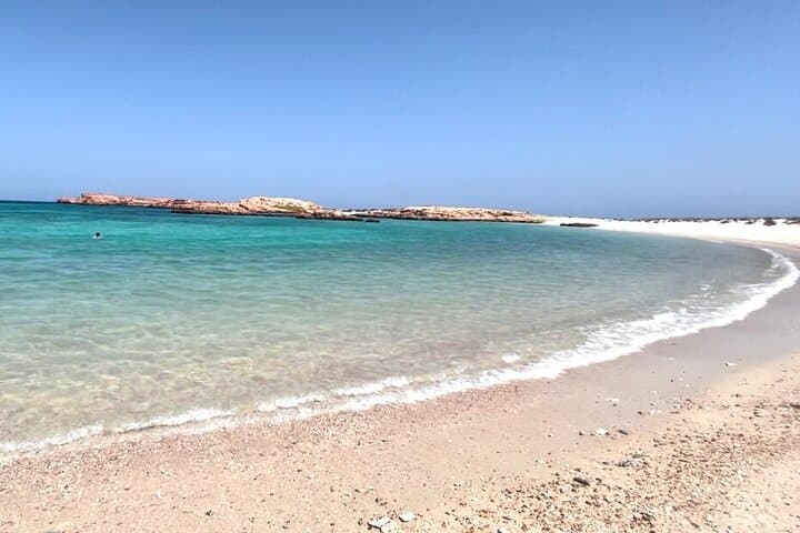 Full-Day Camping and Snorkeling at Daymaniyat Islands, Oman photo 2