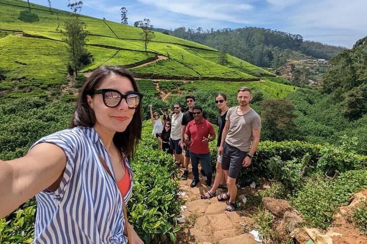 Sri Lanka Private Roundtrip Airport & Port Transfer — Colombo to Bandaranaike photo 6