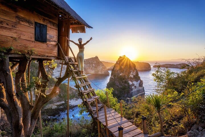 Nusa Penida Private Tour: Diamond Beach, Rumah Pohon Tree House & East Coast Highlights photo 2