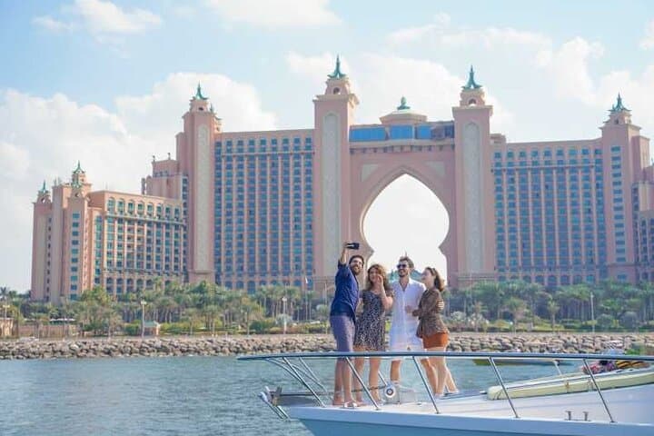 Dubai Marina Luxury Yacht Cruise — 5-Hour Shared Yacht with Breakfast or BBQ photo 5