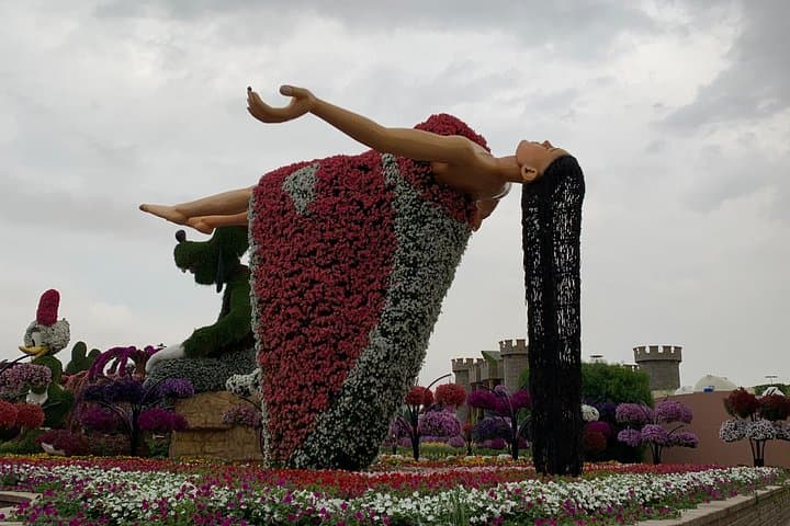 Dubai Miracle Garden and Global Village Day Trip with Transport photo 5