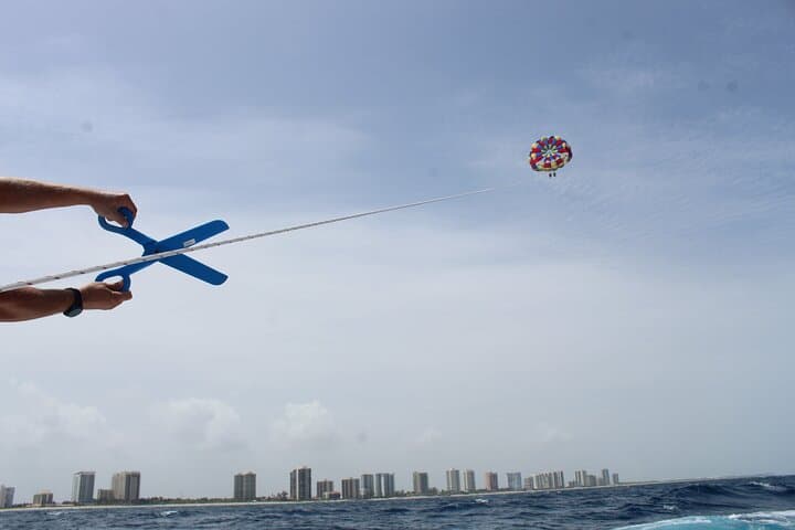 Parasailing Over West Palm Beach: Singer Island Boat Flight photo 4
