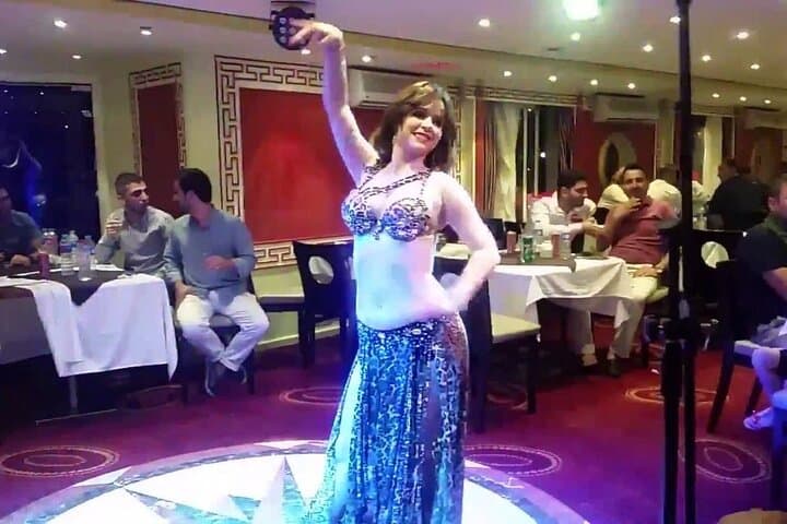 Nile Dinner Cruise in Cairo with Belly Dancer & Tanoura Show photo 4