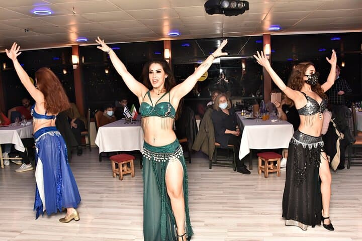 Nile Dinner Cruise in Cairo with Belly Dancer & Tanoura Show