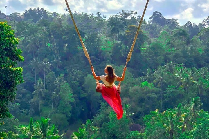 Bali Swing & Kintamani Volcano Day Tour — Tegalalang, Tegenungan & Lunch