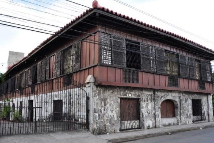 Full-Day Cebu City History and Highlands Tour: Magellan's Cross to Temple of Leah