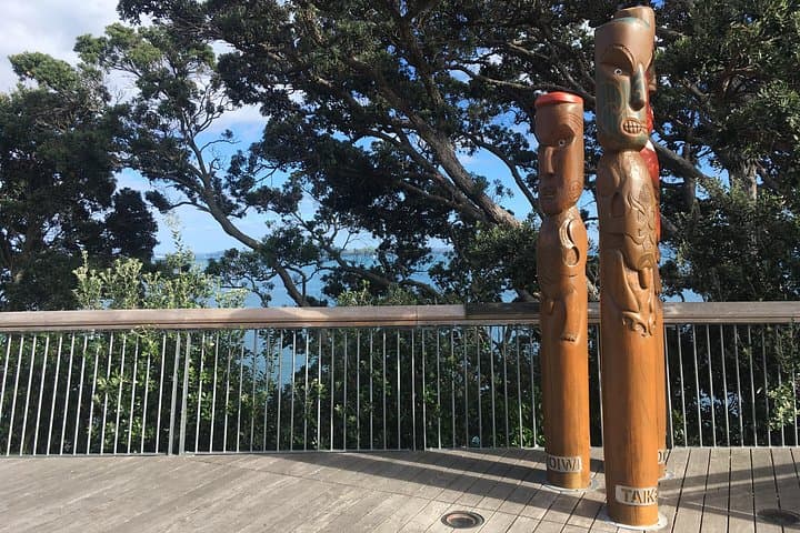 Half-Day Auckland Volcano Tour: Mt Eden, One Tree Hill, Mt Wellington & Mangere photo 2