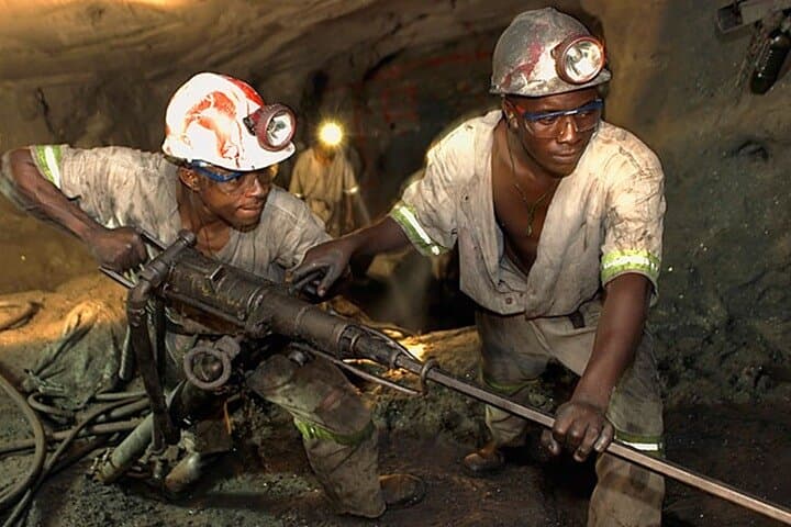 Merelani Tanzanite Mining Day Trip from Arusha: Explore Mines & Gem Shops