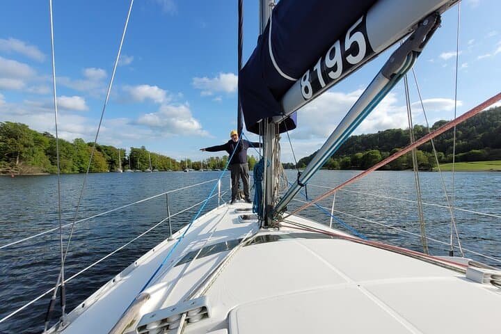 Private Sailing on Lake Windermere: Charter a Beneteau Oceanis Clipper photo 3