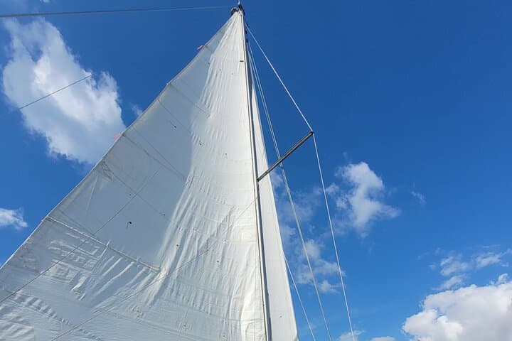 Private Sailing on Lake Windermere: Charter a Beneteau Oceanis Clipper photo 6