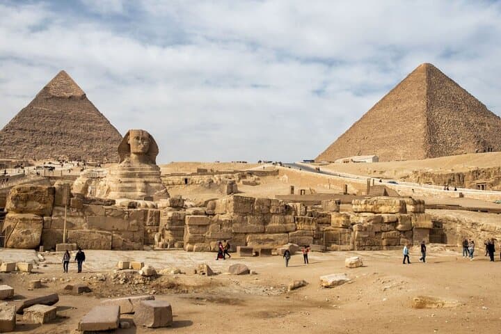 Classic Cairo Day Trip from Port Said: Pyramids, Sphinx & Egyptian Museum photo 3