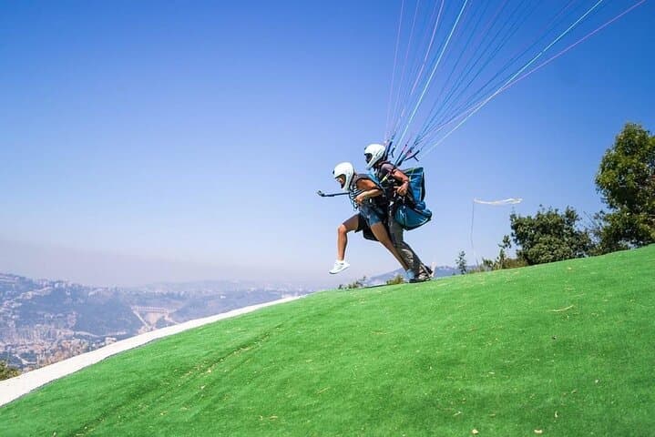 Paragliding Over Jounieh Bay: Tandem Flights from Beirut to Harissa photo 1