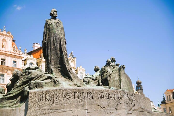 Prague Astronomical Clock & Old Town Square Self-Guided Audio Tour photo 2