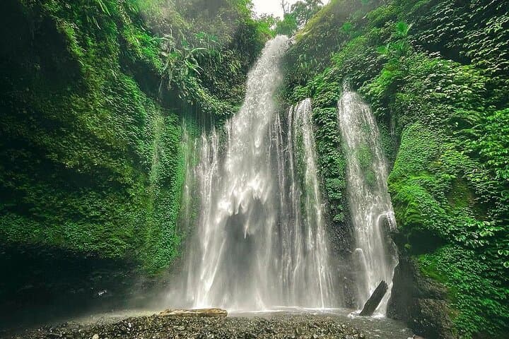 Sendang Gile & Tiu Kelep Waterfalls Day Trip — Senaru Waterfall Trek and Cultural Stops