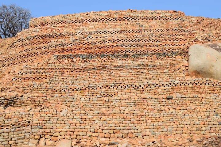 Khami Ruins Historical Tour: Explore the Stone Heritage Near Bulawayo photo 5