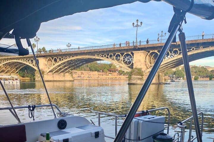 Private 1-Hour Boat Rental on the Guadalquivir — Seville Views & Wine photo 3