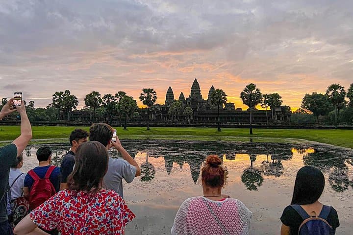 Sunrise at Angkor Wat and Kulen Waterfall: 2-Day Guided Tour with Picnic photo 2