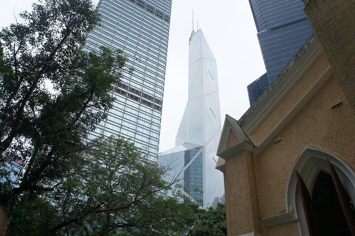 Central Hong Kong Heritage Walk: Guided Tram Ride and Old-Streets Tour