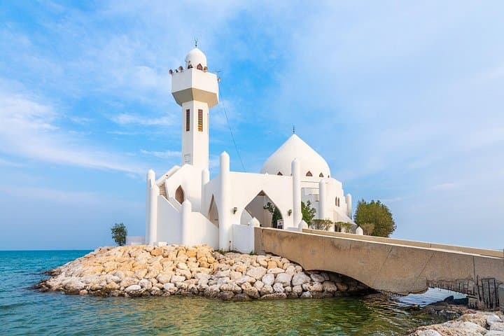 Full-Day Private Shore Tour in Dammam — Heritage, Ithra & Al Khobar Street Art photo 1
